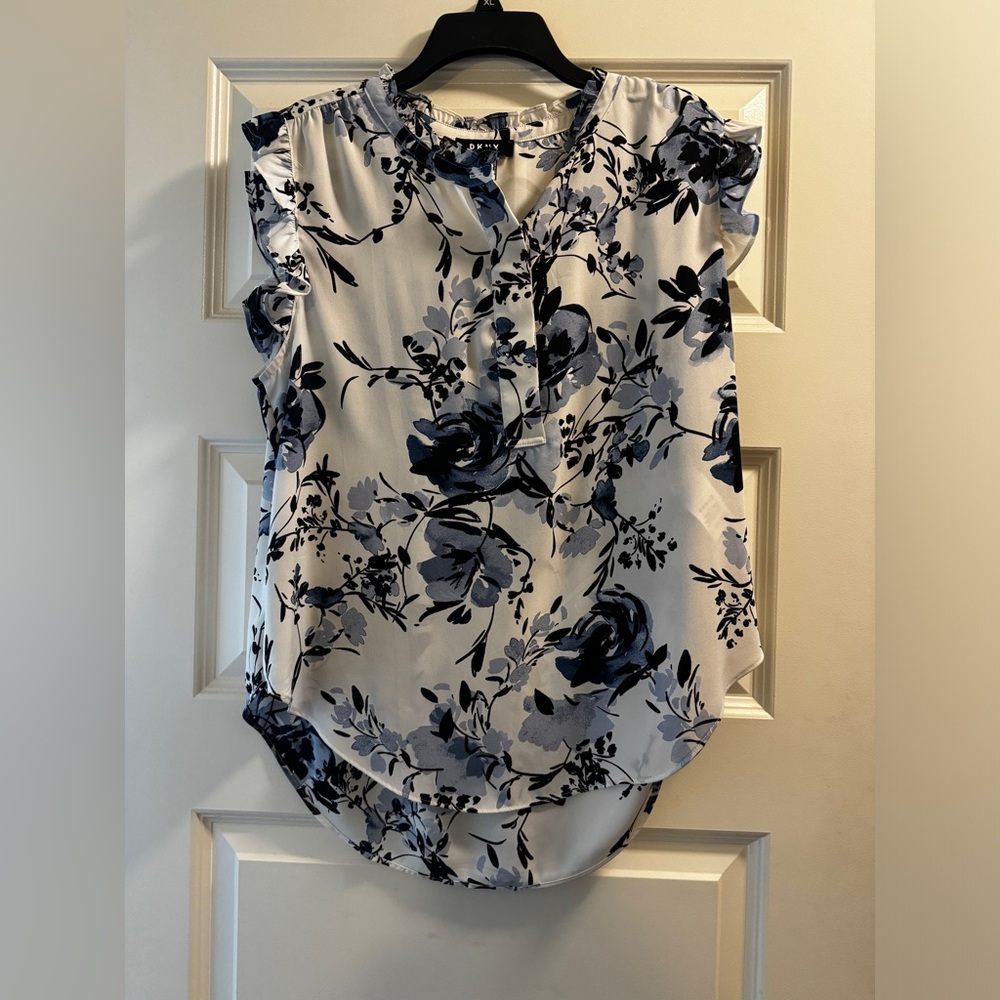 DKNY Sleeveless Floral shirt-XL